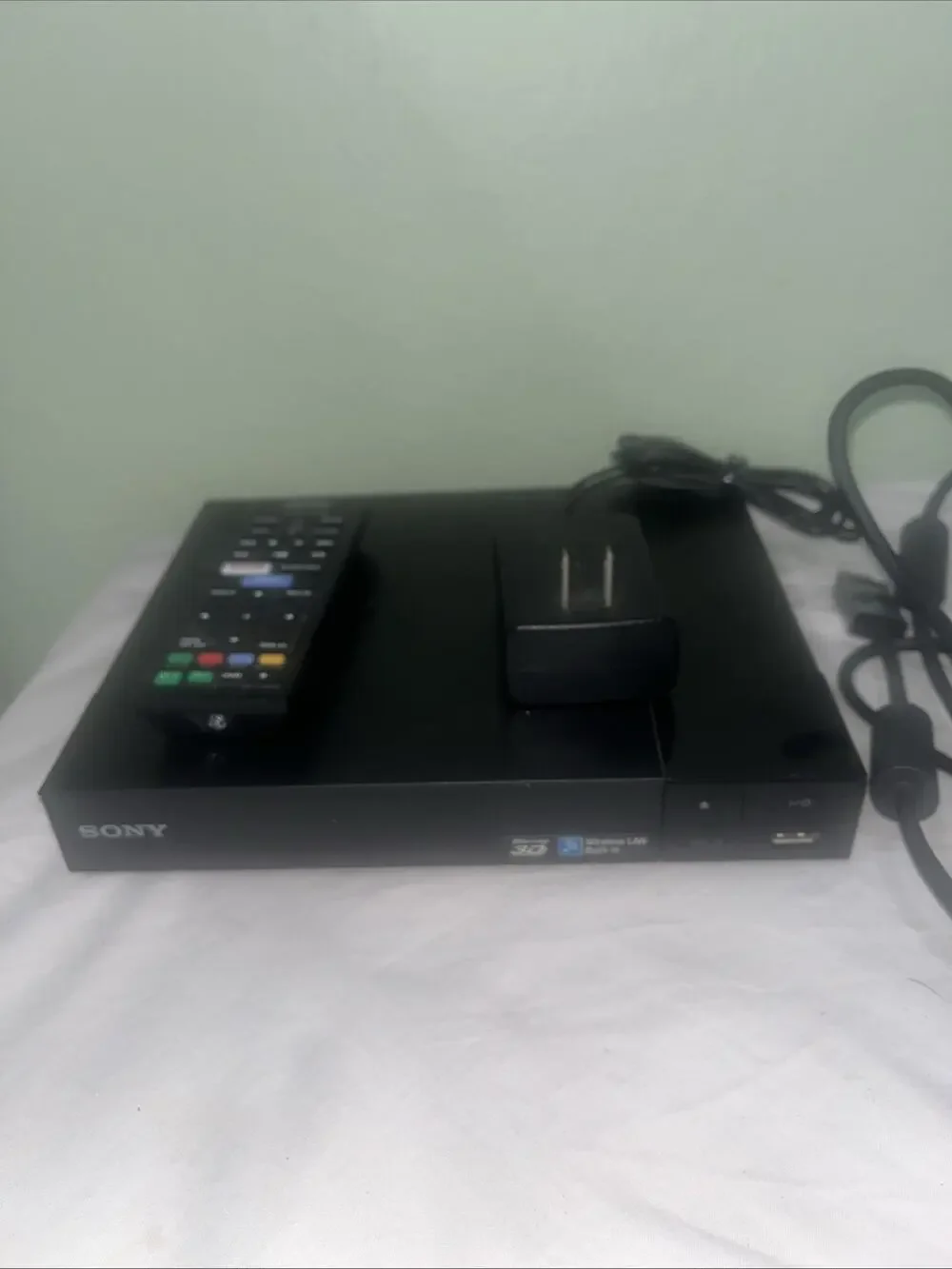 Sony BDP-S5500 Streaming 3D Blu-Ray Disc DVD Player Wi-Fi With Remote Tested!